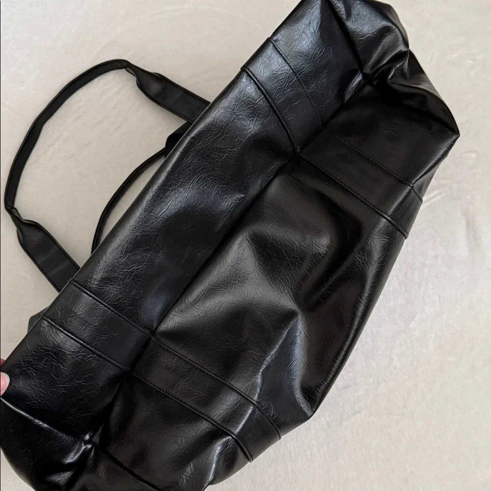 John Varvatos | Faux Leather Weekender Travel Duffel Tote Bag Shoulder Strap - Picture 14 of 16